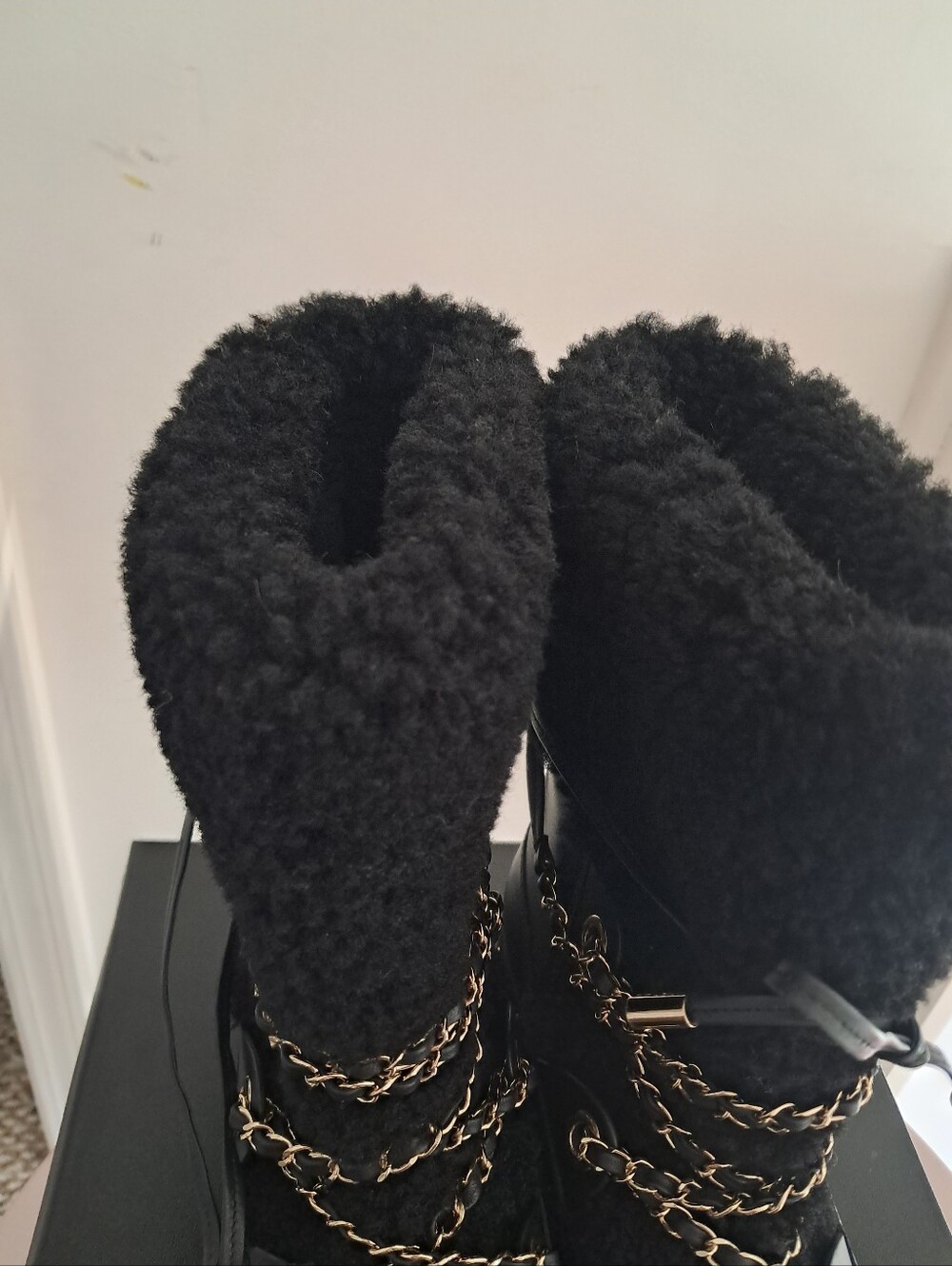 Chanel Boots Women's 38 Fur Leather Ski Luxury Designer Shearling Cozy - Picture 14 of 16